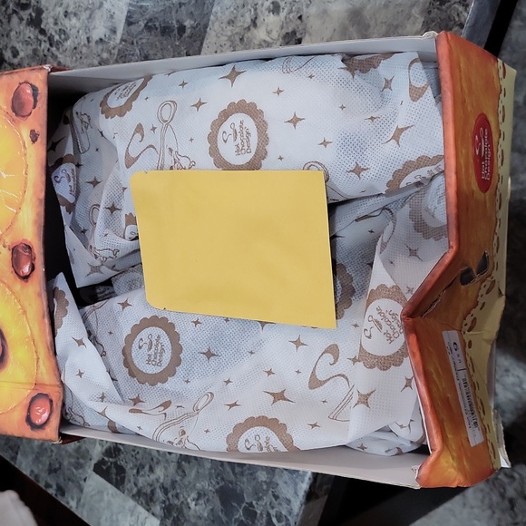 Hot Chocolate Design Black Birds Sandal - Picture 16 of 16